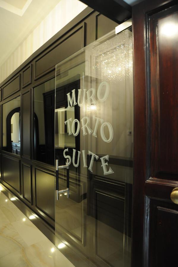 فوجيا Muro Torto Suite - Struttura Sanificata Giornalmente Con Ozono E Prodotti Specifici Conformi Al Decalogo Del Ministero Salute - Personale Sottoposto A Test Sierologico Periodicamente المظهر الخارجي الصورة